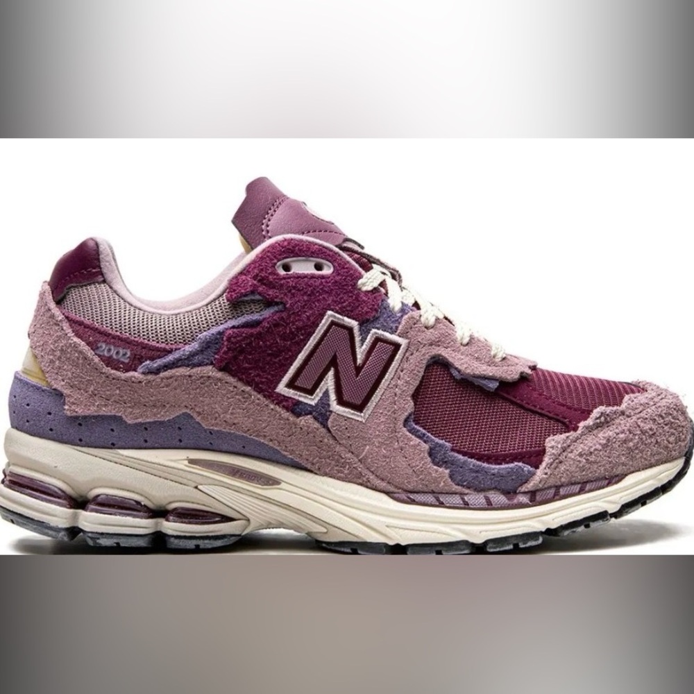 New Balance Unisex 2002r Protection Pack Sneakers